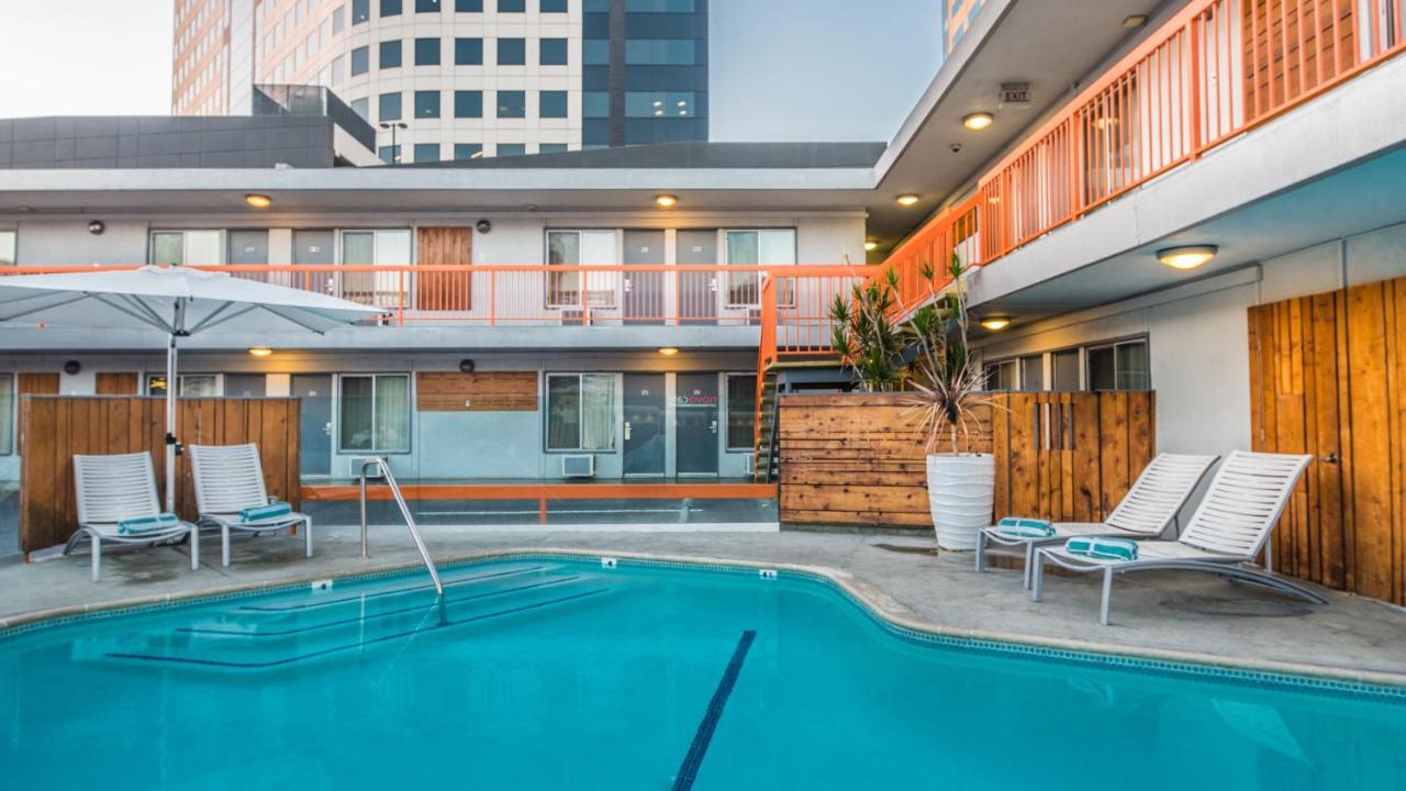The Tangerine - A Burbank Hotel Exteriör bild