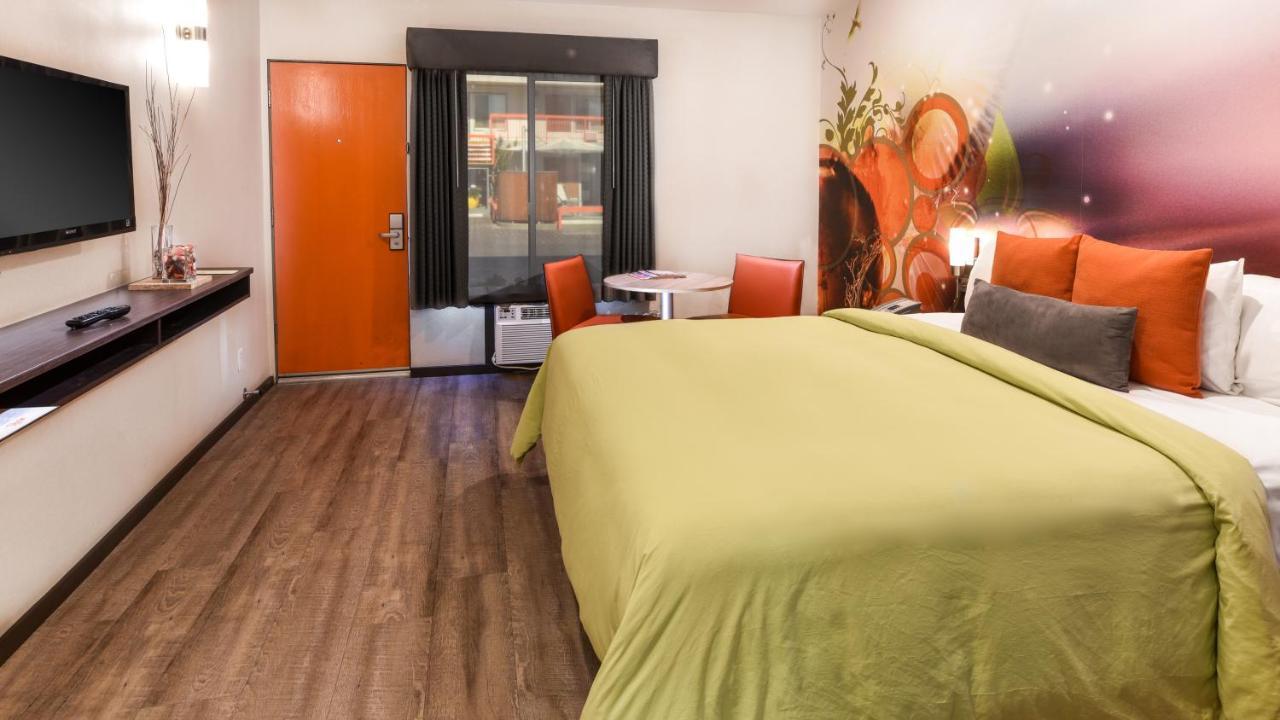 The Tangerine - A Burbank Hotel Exteriör bild